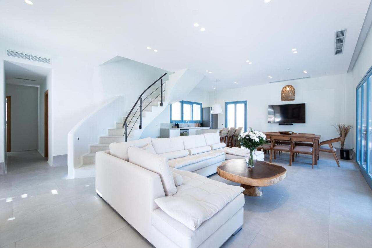 Lilly Villa By Bestofmikonos Орнос Екстериор снимка